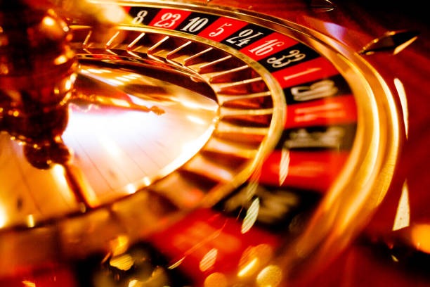 sapu4d mobile app installation and login screens showing welcome interface and live-dealer game selection